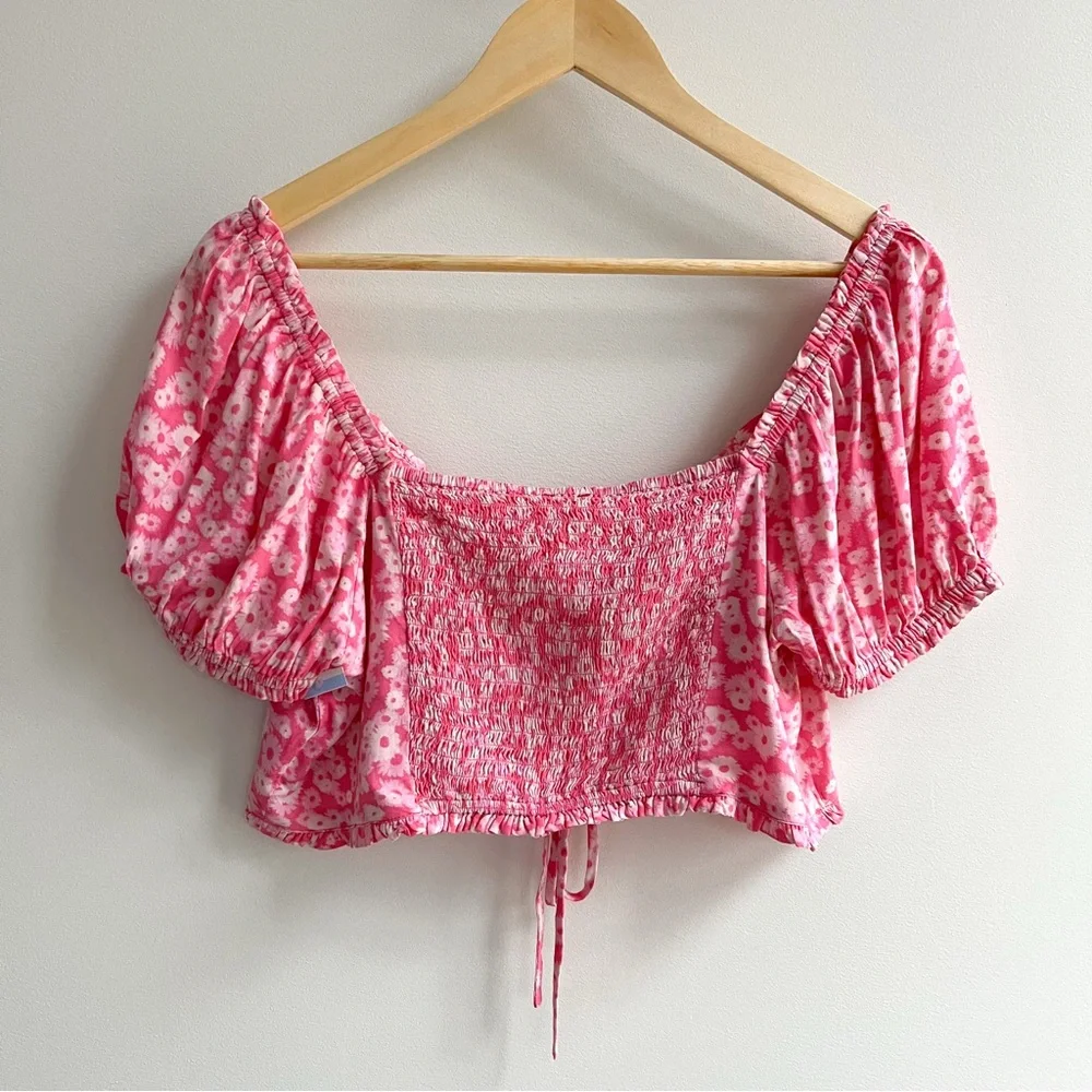 [bp] daisy print puff sleeve peasant tie front crop top pink L